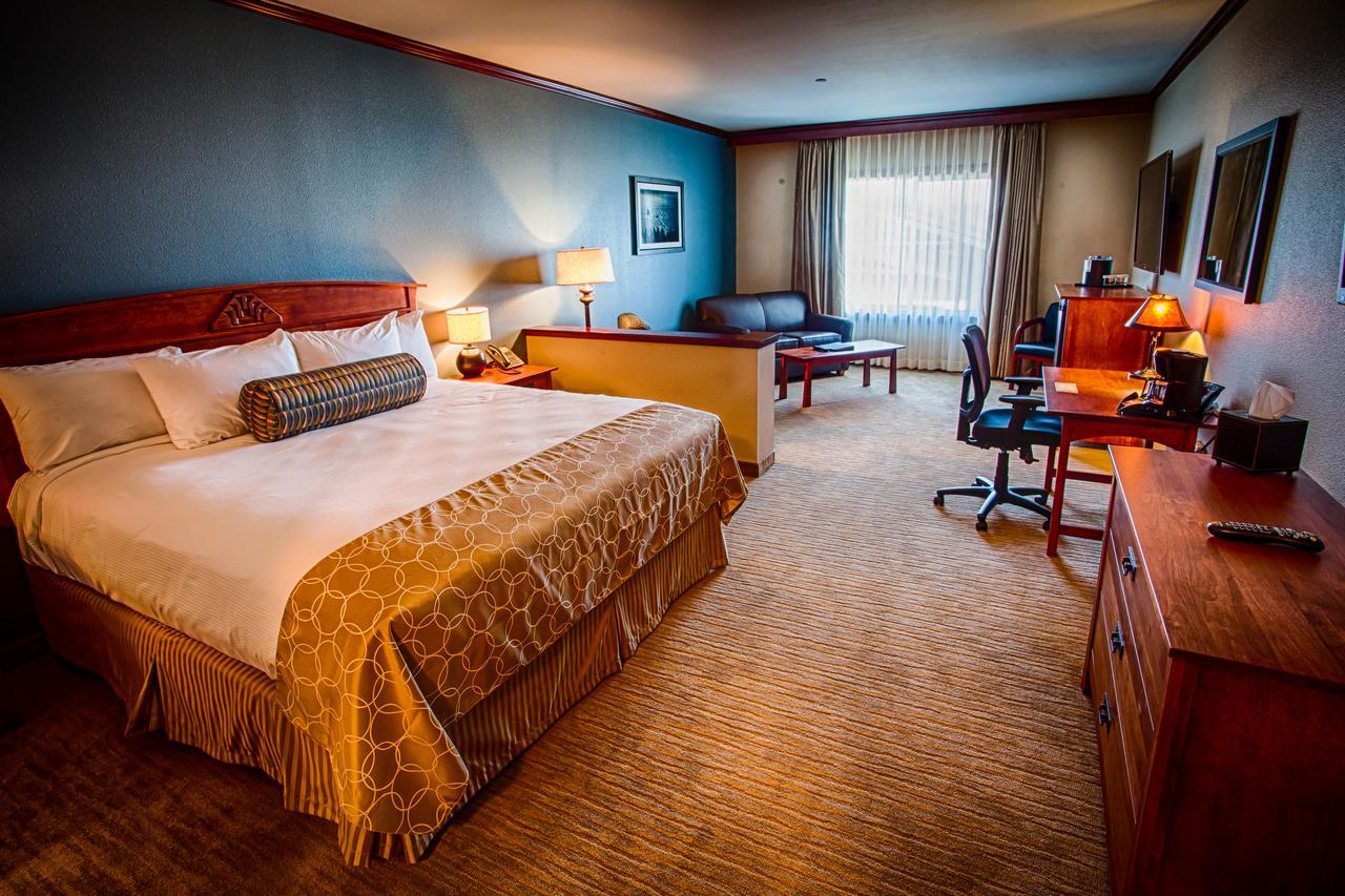 Lucky 7 Casino & Hotel Smith River Экстерьер фото